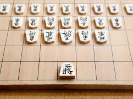 Có rất nhiều cách chơi shogi khác nhau
